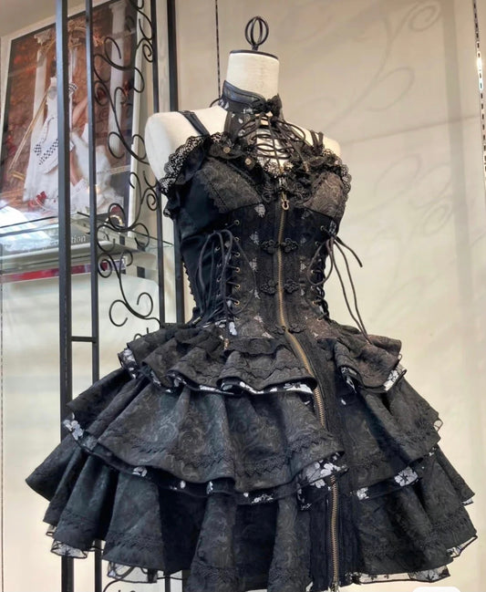 Exploring the Pastel Goth Fashion Trend: A Playful Rebellion