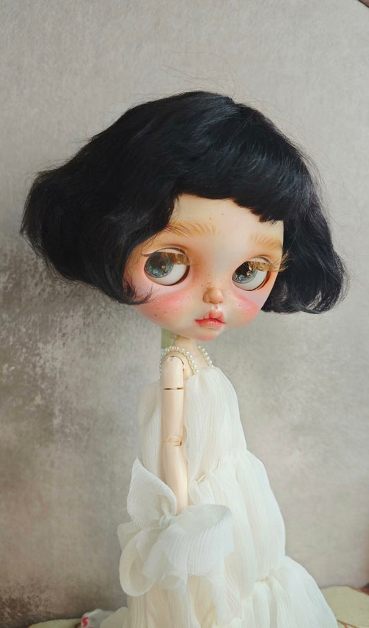 BLYTHE DOLL BLACK SHORT WIG HANDMADE CUSTOM01