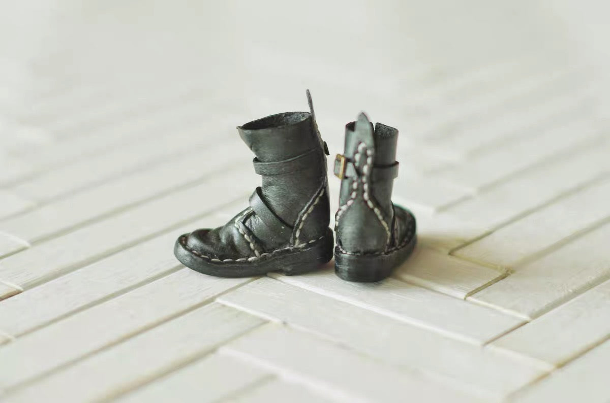 BJD Shoes Cute Short leather Boots for BLYTHE OB24 OB22 OZS Size Ball-jointed Doll