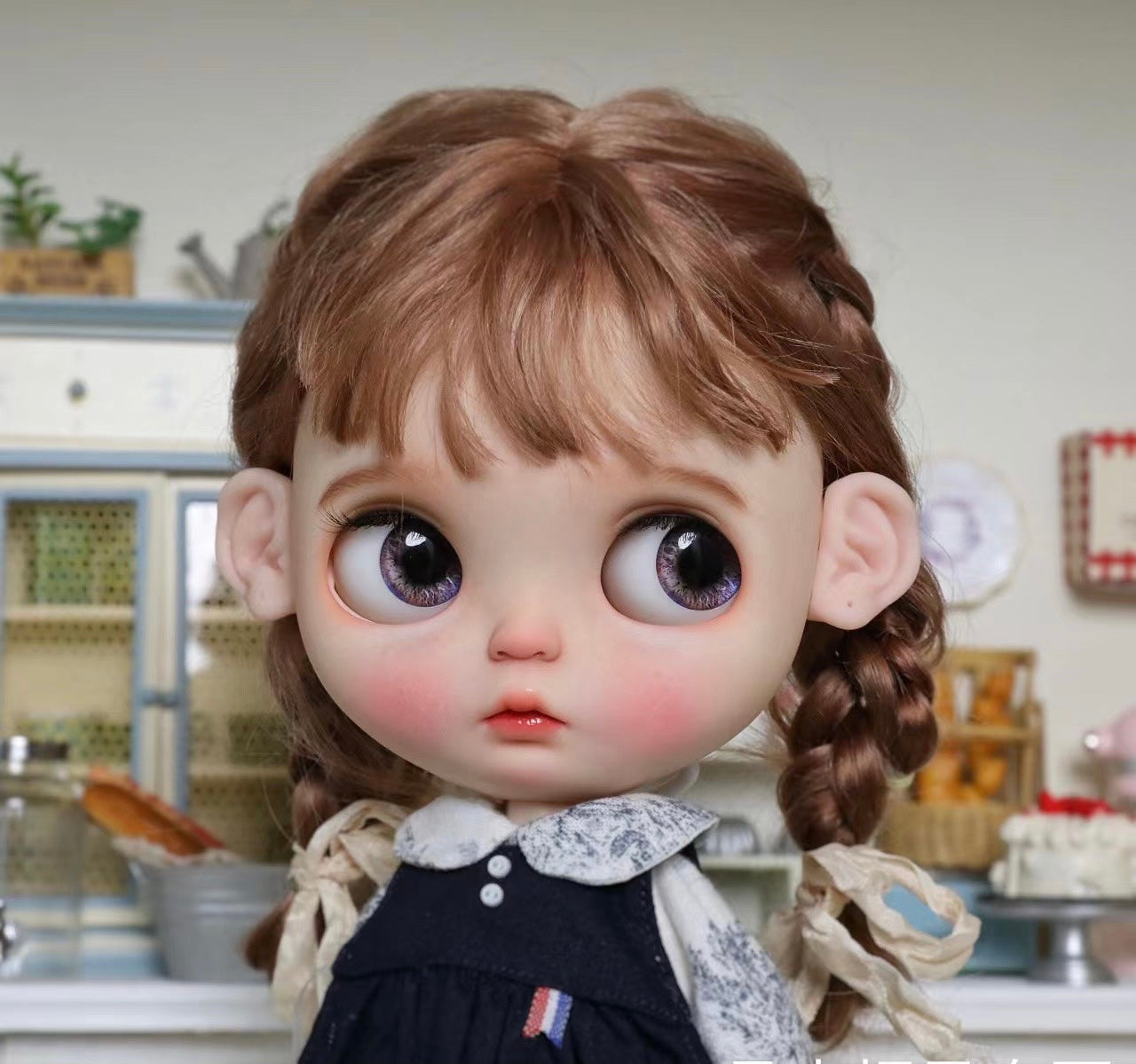 BLYTHE DOLL BODY PART EARE WHITE SKIN