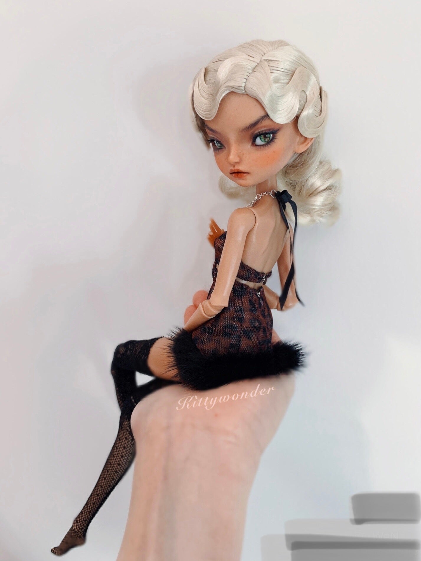 BLYTHE DOLL DRESS finished FOR OB1/6  04