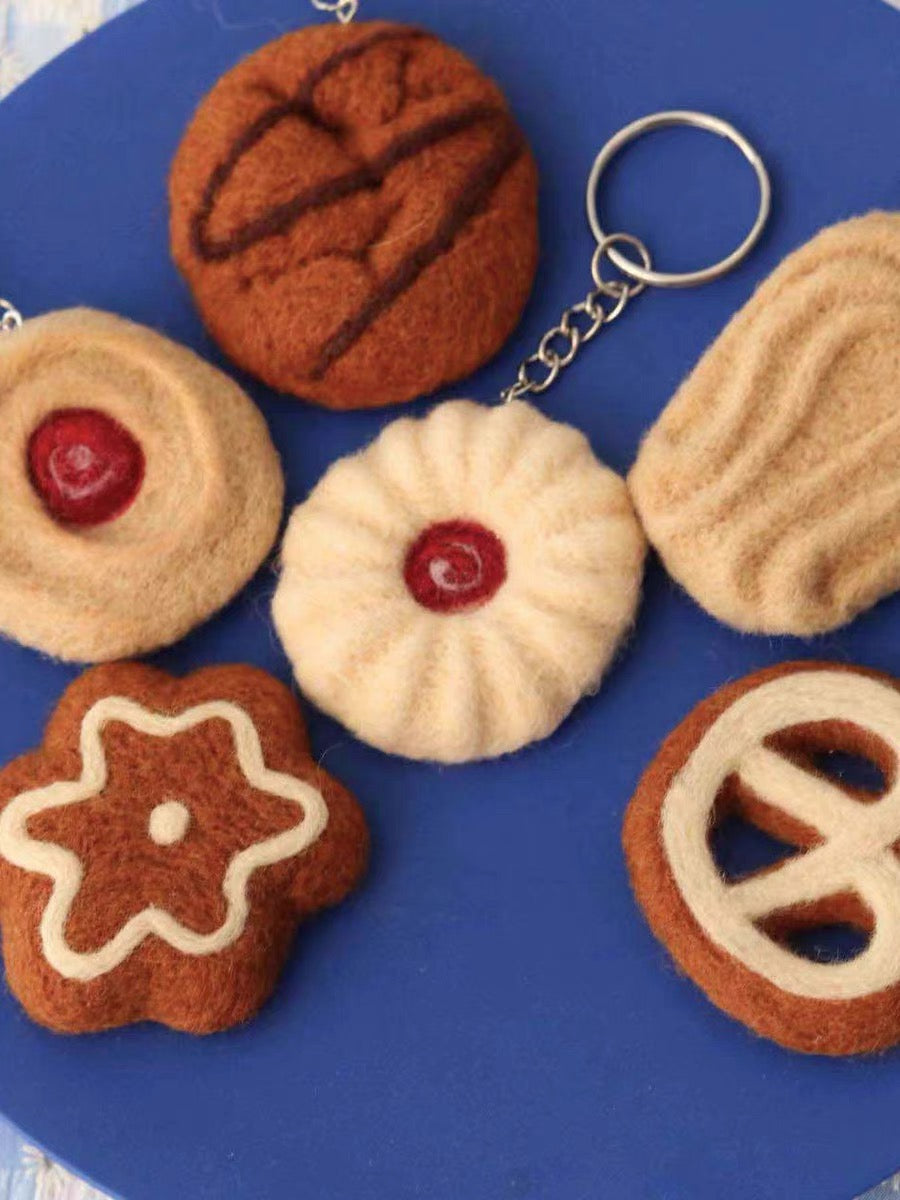 Needle Felting 《Cookies》Keychain needle felt Material Kit Handmade 1Set(6Cookies),needle felting for beginners 038