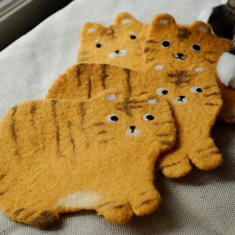 Needle Felting Animals《Cat Coaster》needle felt Material Kit Handmade 1Set(2cats Coasters),needle felting for beginners 050