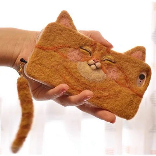 Needle Felting《Cats》needle felt Phone Case Material Kit Handmade ,Needle Felting for Beginners 051