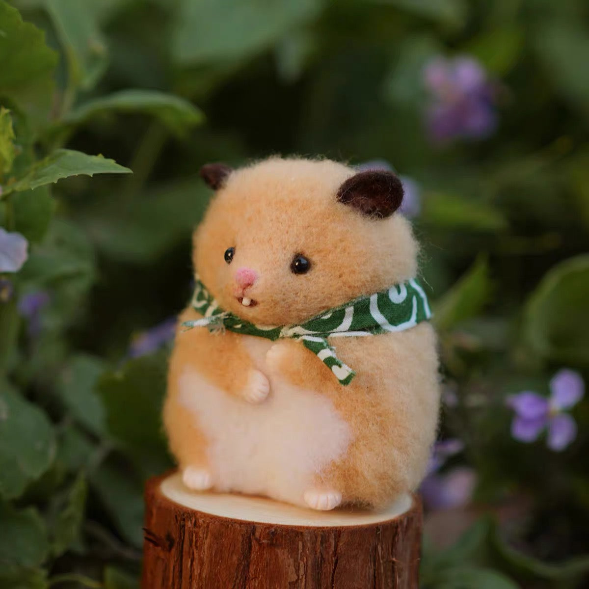 Needle Felting《Mouse》 Material Kit Handmade ,Animal Needle Felting Kit for Beginner059