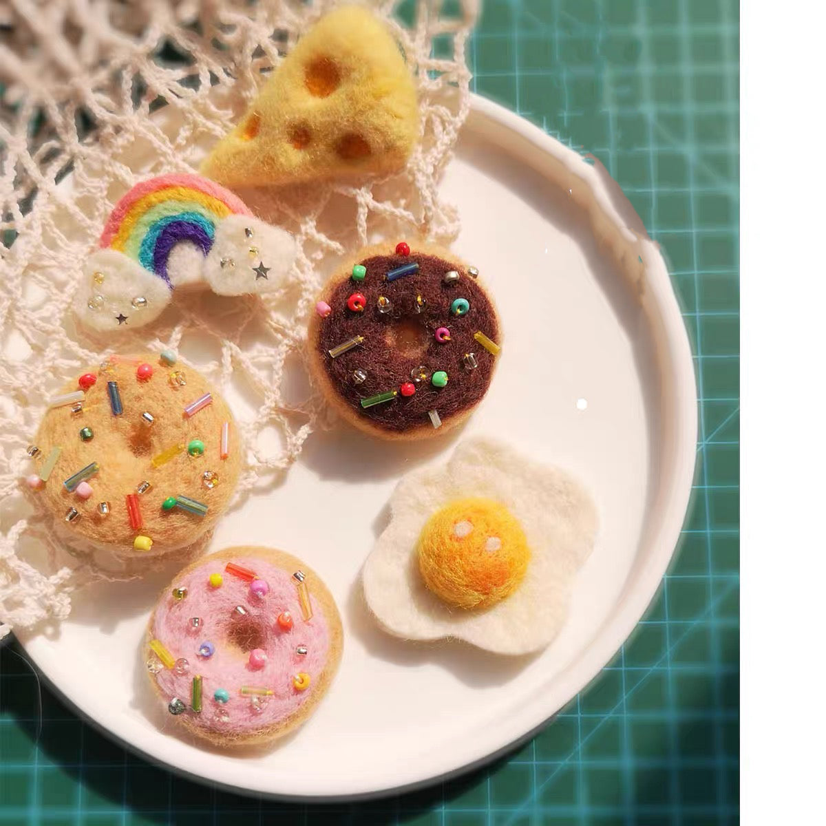 Needle Felting《Cookies》 Material Kit Handmade ,Needle Felting Kit for Beginners 062