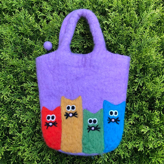 Felt handbag with cats detail,Handmade01