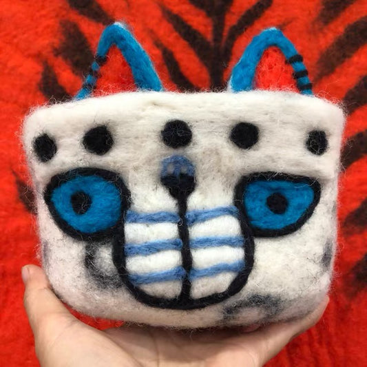 Felt wallet with cats detail,Handmade013