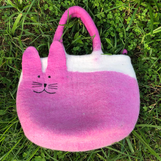 Felt handbag with rabbit detail,Handmade09