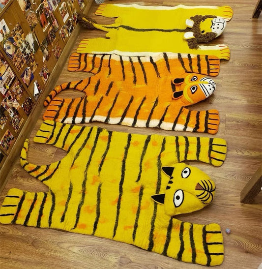 Needle felting Felt carpet with animals detail,Handmade 022