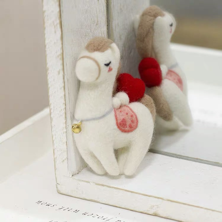 Needle Felting《Horse》 Material Kit Handmade ,Animal Needle Felting Kit for Beginners 1set(2 Horses)074