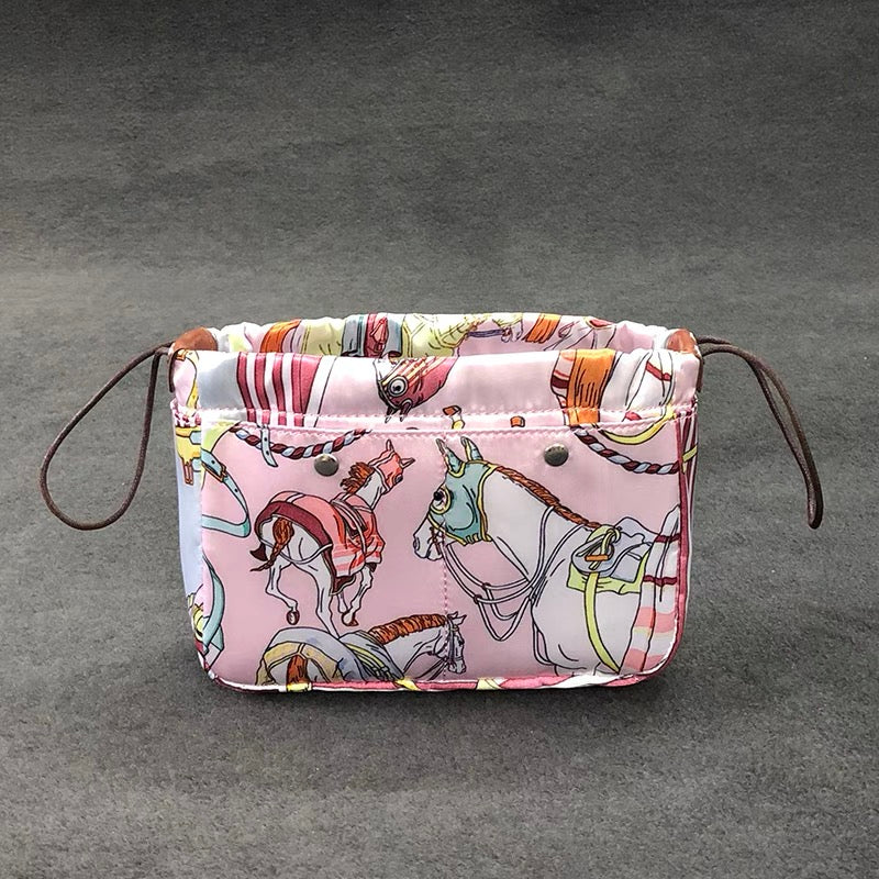 Handmade Maximizing Organization and Convenience with Bag Inner Bags03