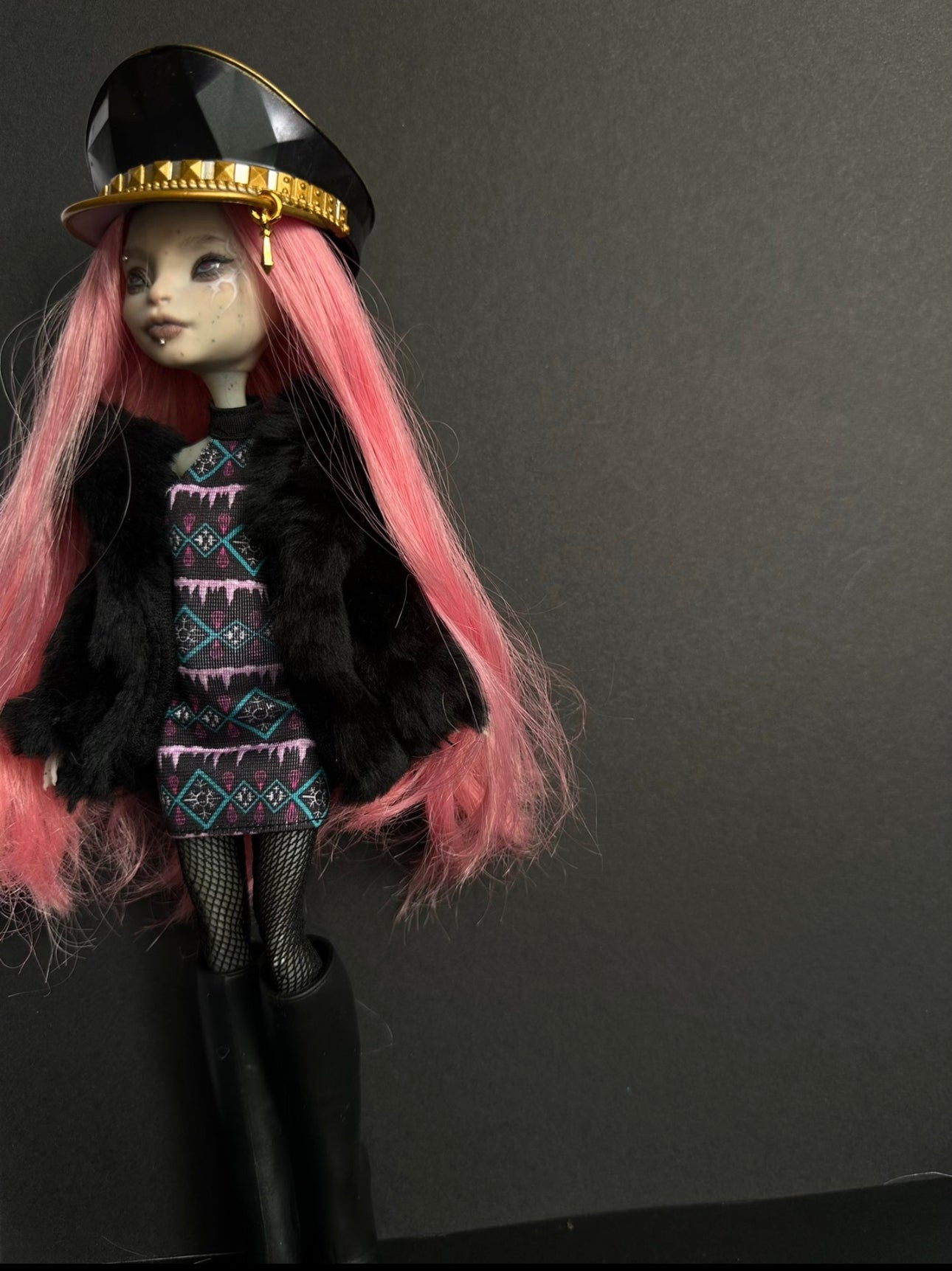 MONSTER HIGH DOLL OOAK CUSTOM，MONSTER HIGH DOLLS REPAINT,FRANKIE,DRACULAURA,LAGOONA ETC. - ART DOLL 0121