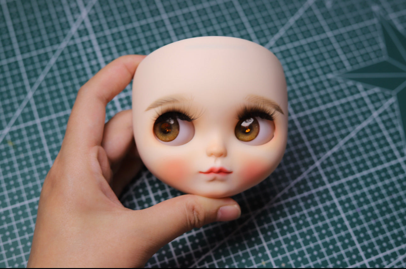 Blythe Doll Custom Faceplate with Makeup(WhiteSkin) -RBL 021