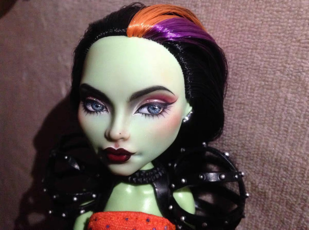 MONSTER HIGH DOLL OOAK CUSTOM，MONSTER HIGH DOLLS REPAINT,FRANKIE,DRACULAURA,LAGOONA ETC.- ART DOLL 01320