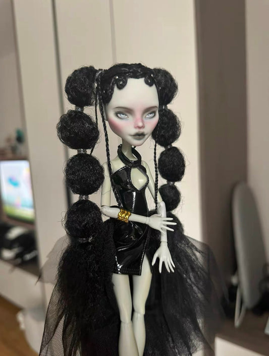 MONSTER HIGH DOLL OOAK CUSTOM，MONSTER HIGH DOLLS REPAINT,FRANKIE,DRACULAURA,LAGOONA ETC.- ART DOLL 0119