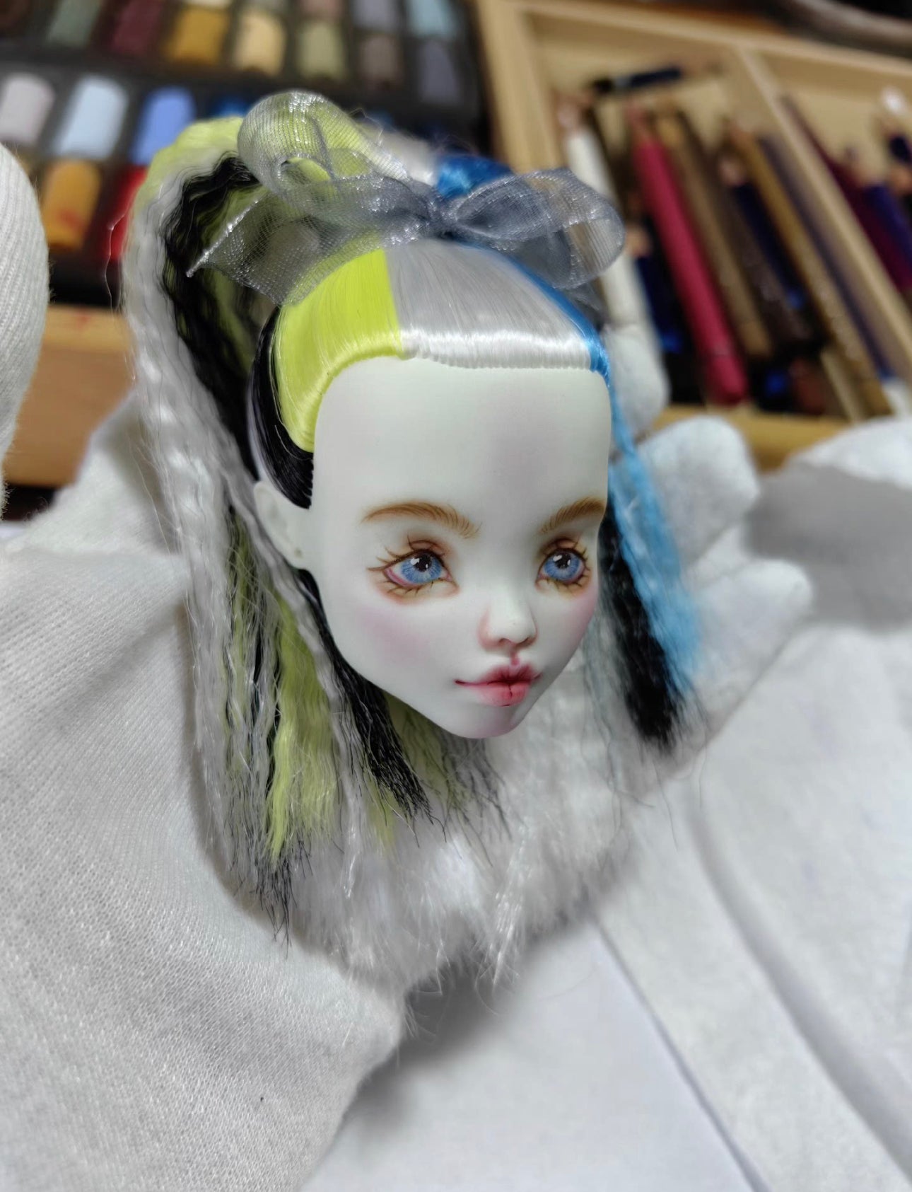 MONSTER HIGH DOLL OOAK CUSTOM，MONSTER HIGH DOLLS REPAINT,FRANKIE,DRACULAURA,LAGOONA ETC.- ART DOLL 0180