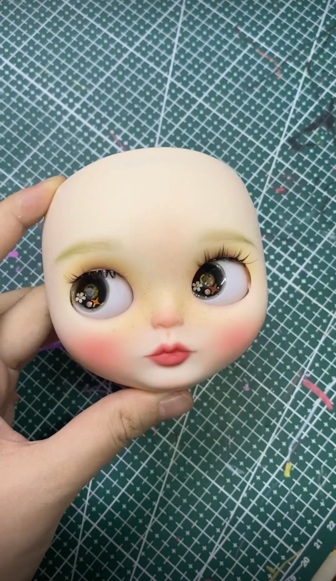 Blythe Doll Custom Faceplate with Makeup(White Skin) -RBL 03