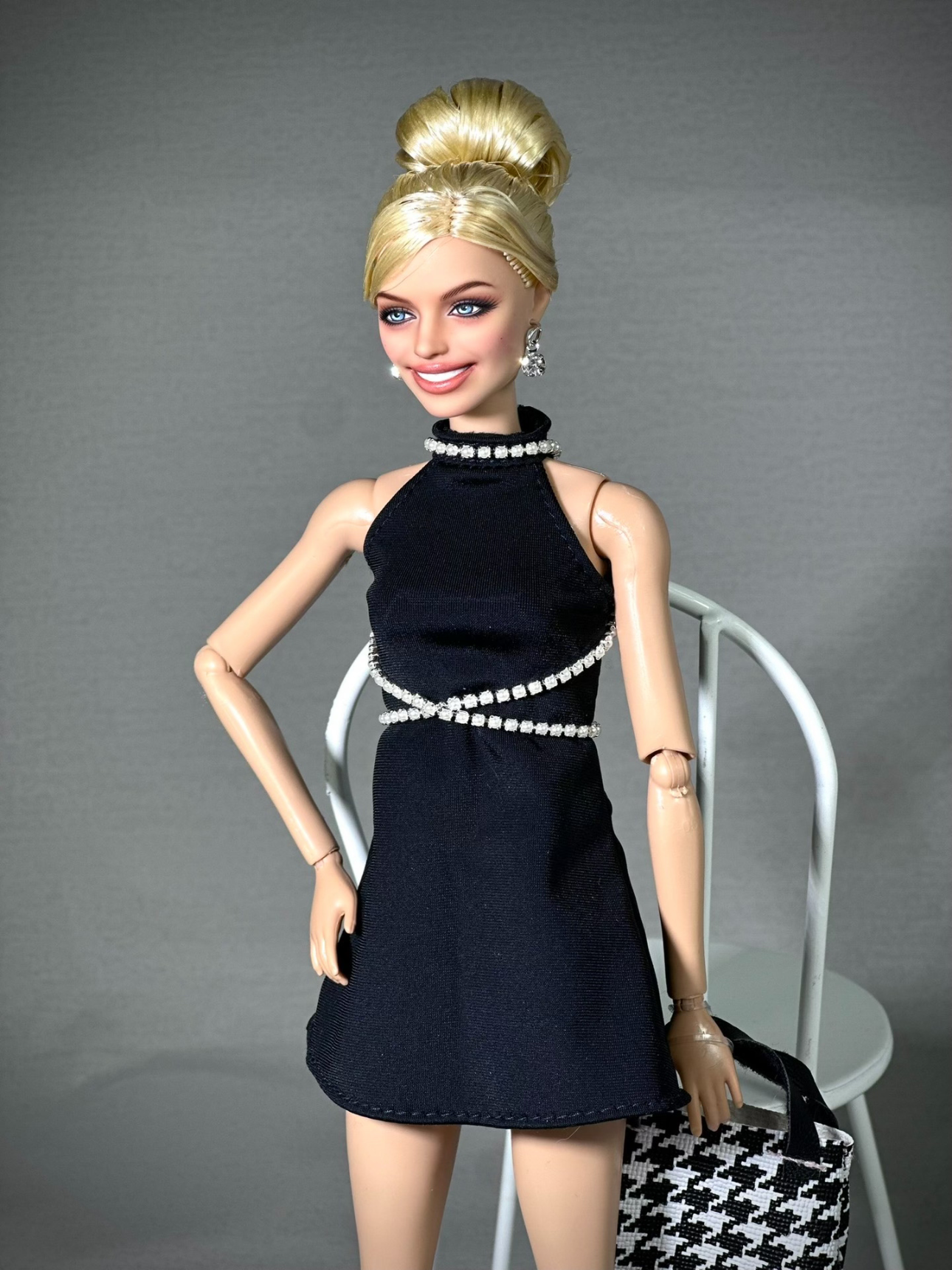 Custom Barbie doll ,Repaint OOAK Barbie Repainted Head,repaint custom OOAK Barbie Commission 001