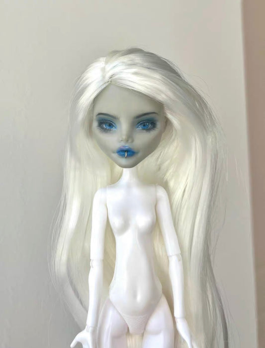 MONSTER HIGH DOLL OOAK CUSTOM，MONSTER HIGH DOLLS REPAINT,FRANKIE,DRACULAURA,LAGOONA ETC.- ART DOLL 0119