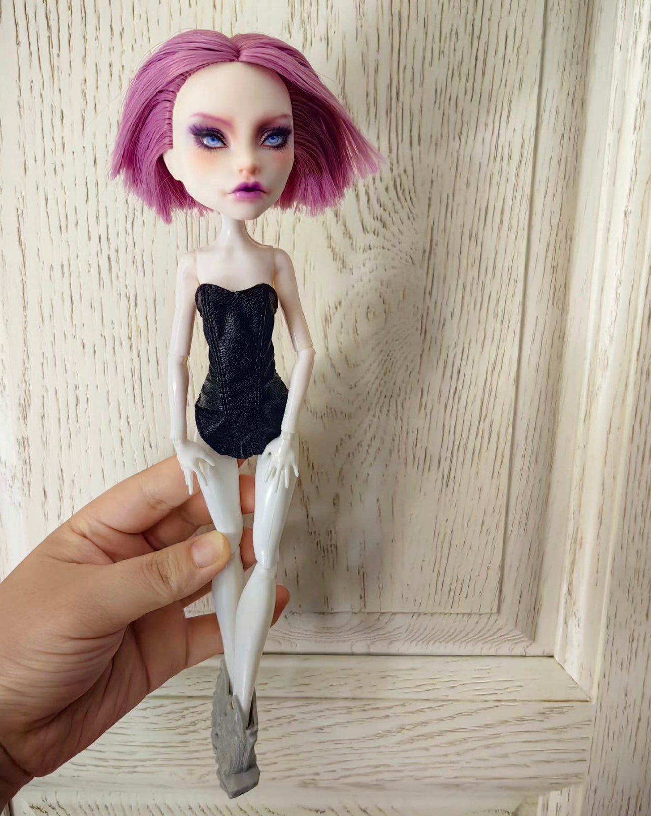 MONSTER HIGH DOLL OOAK CUSTOM，MONSTER HIGH DOLLS REPAINT,FRANKIE,DRACULAURA,LAGOONA ETC