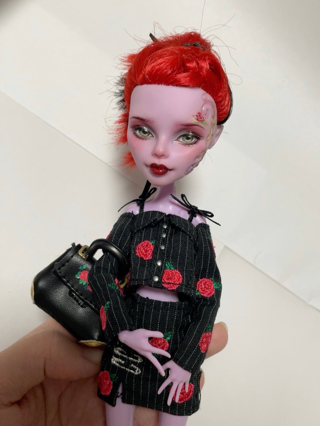 MONSTER HIGH DOLL OOAK CUSTOM，MONSTER HIGH DOLLS REPAINT,FRANKIE,DRACULAURA,LAGOONA ETC.- ART DOLL 0121