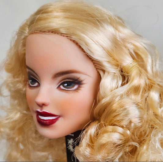Custom Barbie doll ,Repaint OOAK Barbie Repainted Head,repaint custom OOAK Barbie Commission 04