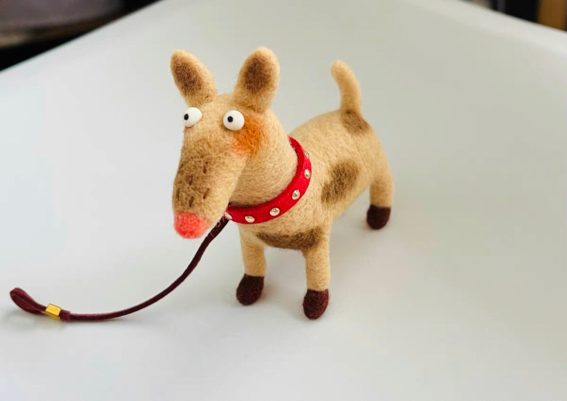 Needle Felt Wool ,Needle Felt Animals Kit For Beginners. Handmade Craft Children's Gift , Felt Art 011
