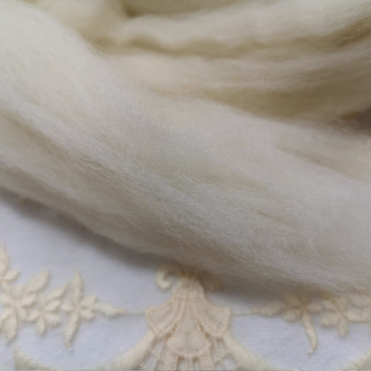 Needle felting raw-color wool   for for custom dyeing needle felting,perfect for needle felting/wet felting - 50g/100g/500g total