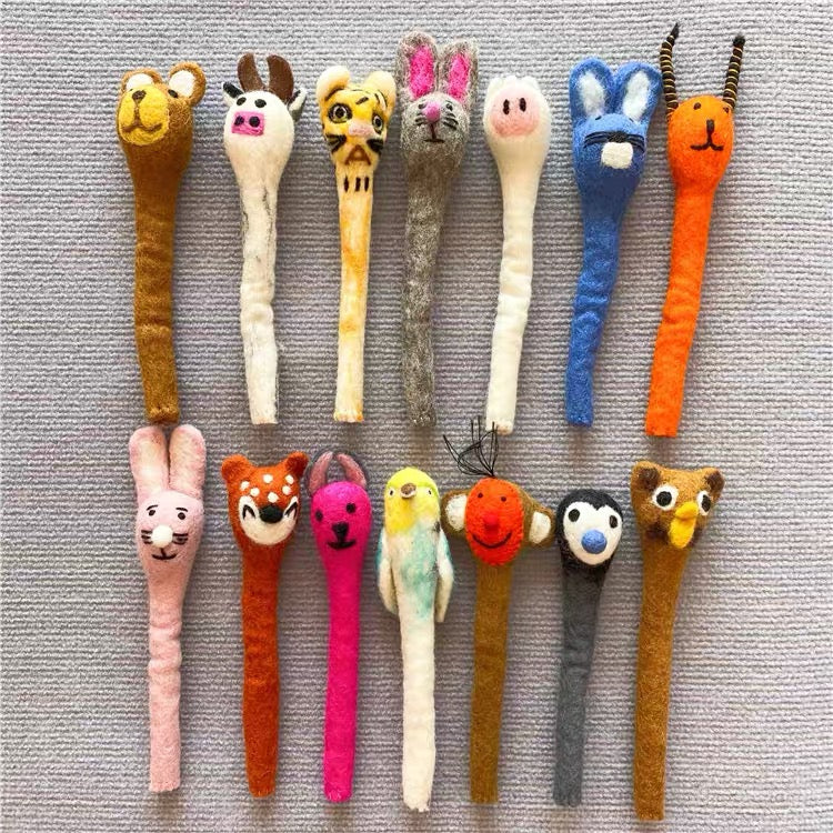 Felt pen with animals detail,Handmade 1set(2 pens)017