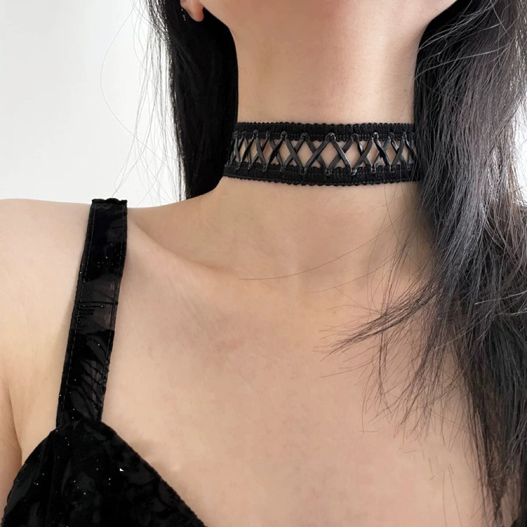 Gothic Choker Necklace 05